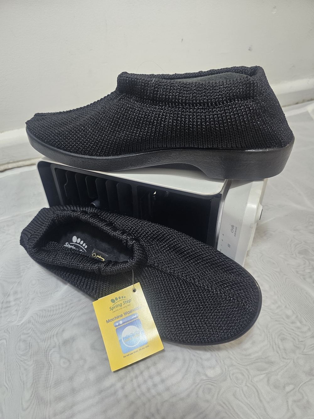 Spring Step Black Knit Slip-On Slippers Women’sUS 7 EU 41 Closed Toe Rubber Sole